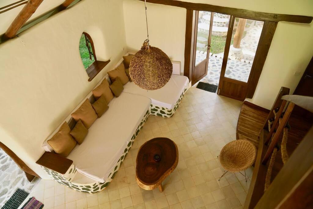 Beach-Front Sumbawa Surf House Lemonga Exterior photo